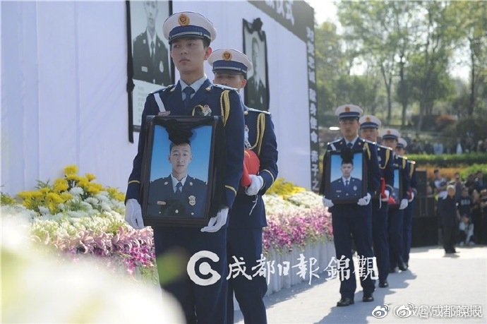 彩虹六号异种打自爆者需要注意什么