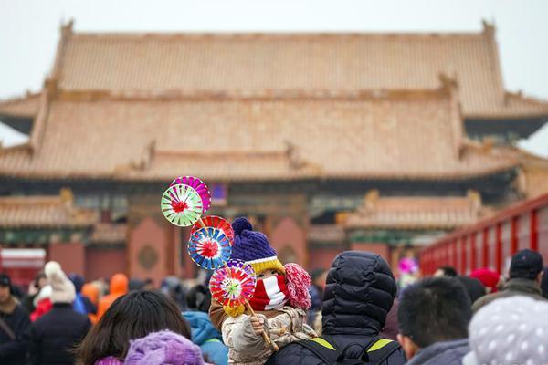 蛇行武装隐藏成就怎么完成
